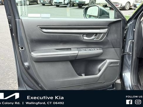 Used 2023 Honda CR-V EX image 8
