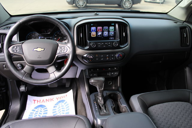 Used 2018 Chevrolet Colorado Z71 w/ Z71 Midnight Edition AWD/4WD image 24