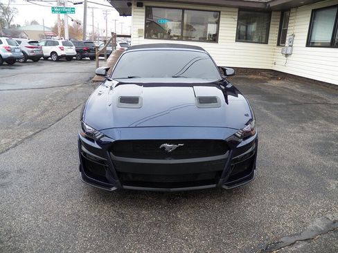 Used 2018 Ford Mustang Premium w/ Equipment Group 201A image 9