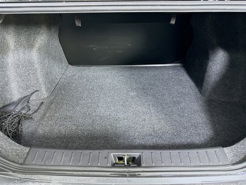 Used 2024 Nissan Versa S w/ Trunk Package image 27