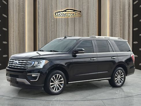 Used 2018 Ford Expedition Limited w/ Equipment Group 301A RWD image 3