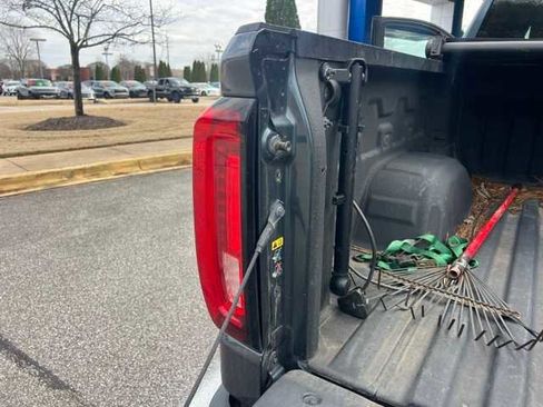 Used 2020 GMC Sierra 1500 AT4 w/ AT4 Premium Package image 15