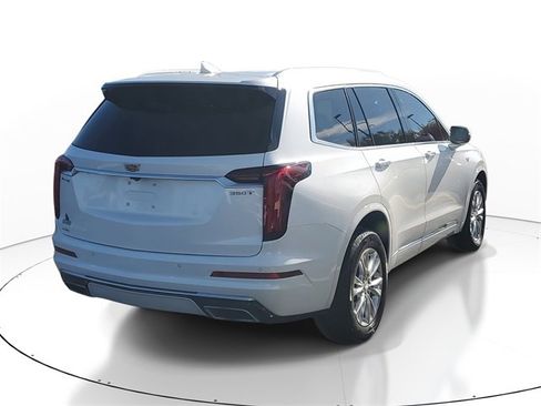 Used 2024 Cadillac XT6 Luxury w/ LPO, Floor Liner Package image 4