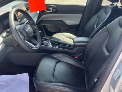 Used 2024 Jeep Compass Limited AWD/4WD image 7