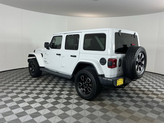 Used 2018 Jeep Wrangler Unlimited Sahara AWD/4WD image 7