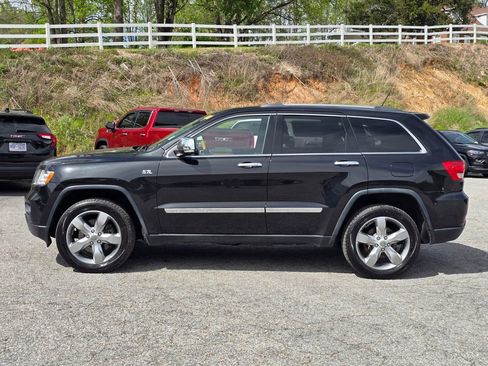 Used 2013 Jeep Grand Cherokee Overland w/ Advance Technology Group image 14