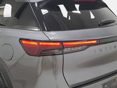 Certified 2026 INFINITI QX60 Sport AWD/4WD image 31