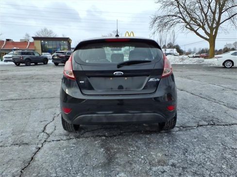 Used 2015 Ford Fiesta SE image 7