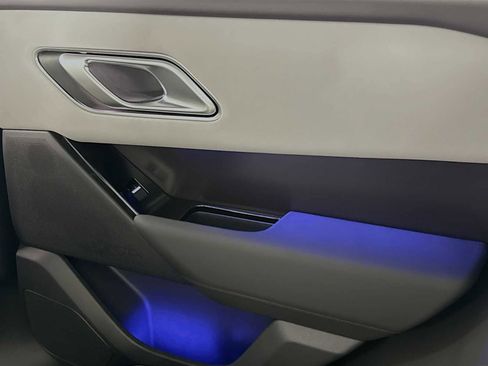 New 2026 Land Rover Range Rover Velar Dynamic SE image 25