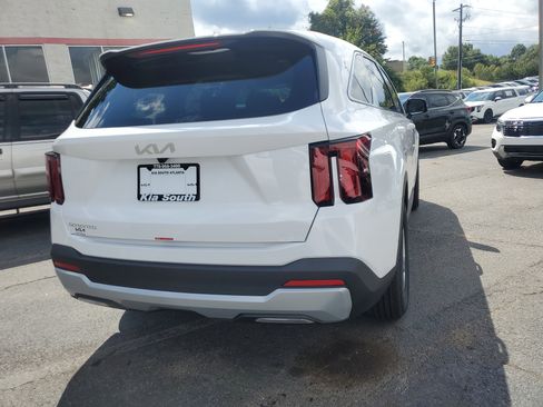 New 2026 Kia Sorento LX image 6