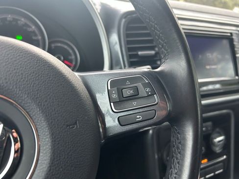 Used 2018 Volkswagen Beetle 2.0T S image 21