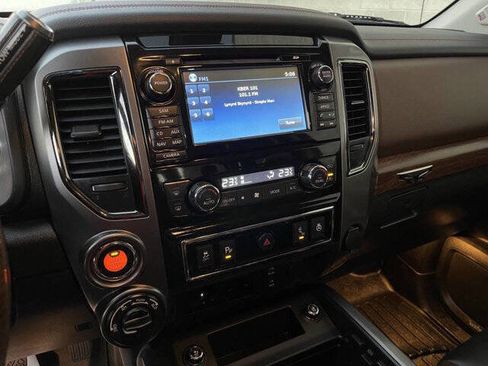 Used 2017 Nissan Titan Platinum Reserve AWD/4WD image 20