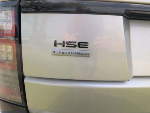 Used 2017 Land Rover Range Rover HSE AWD/4WD image 8