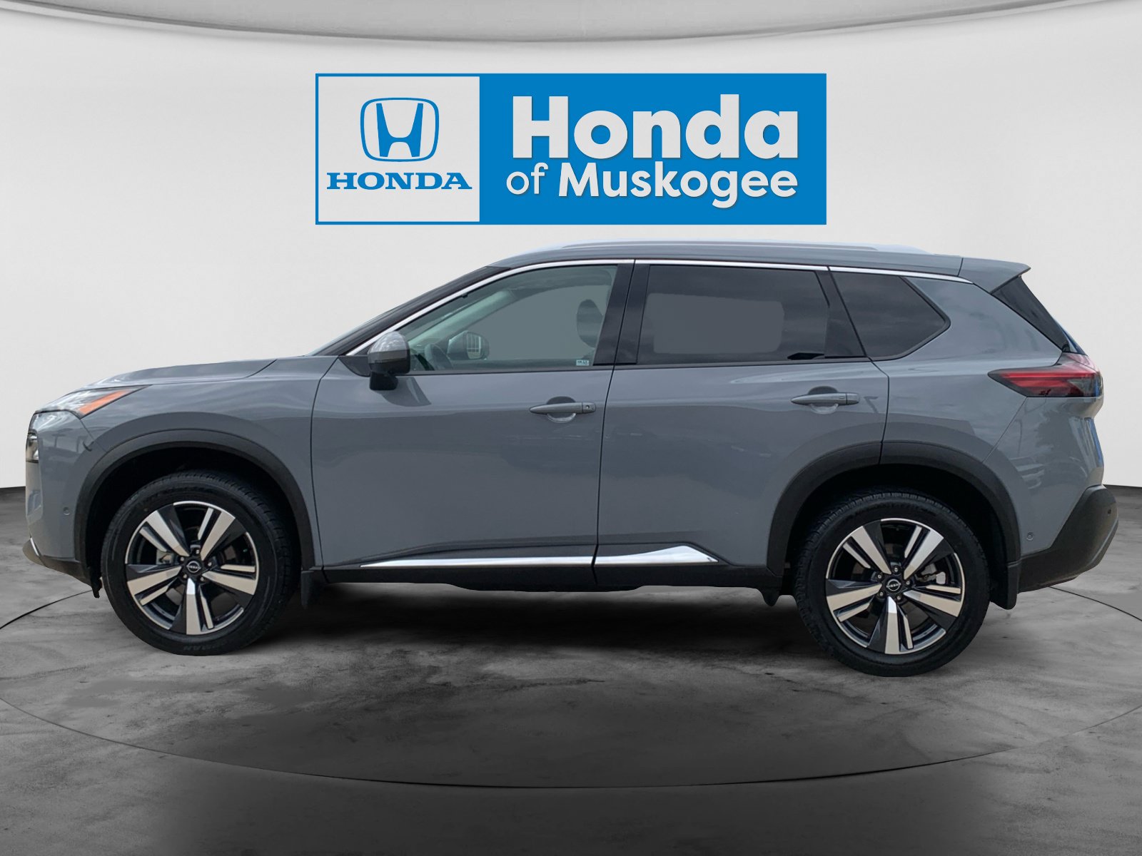 Used 2023 Nissan Rogue SL w/ SL Premium Package FWD image 8
