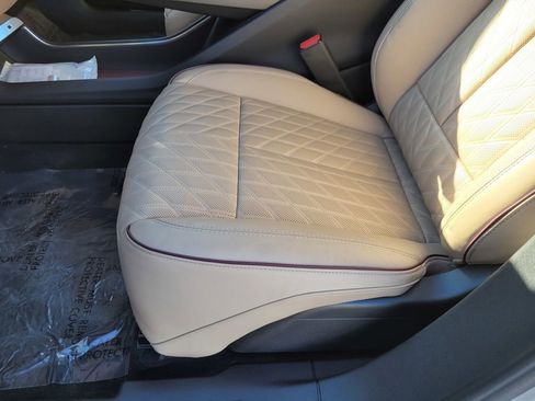 New 2026 Cadillac Lyriq Signature Luxury w/ Nappa Leather Package image 13