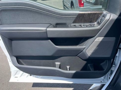 New 2025 Ford F350 Lariat image 21