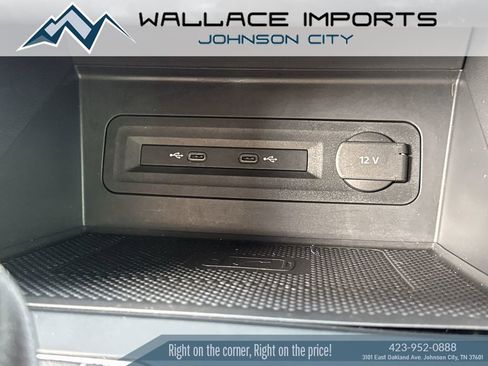 Used 2021 Volkswagen Atlas Cross Sport SE image 29