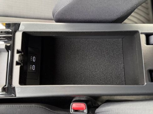 Used 2024 Toyota Prius LE image 20