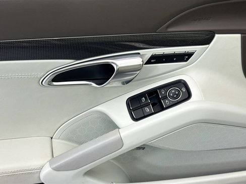 Used 2013 Porsche Boxster S RWD image 27