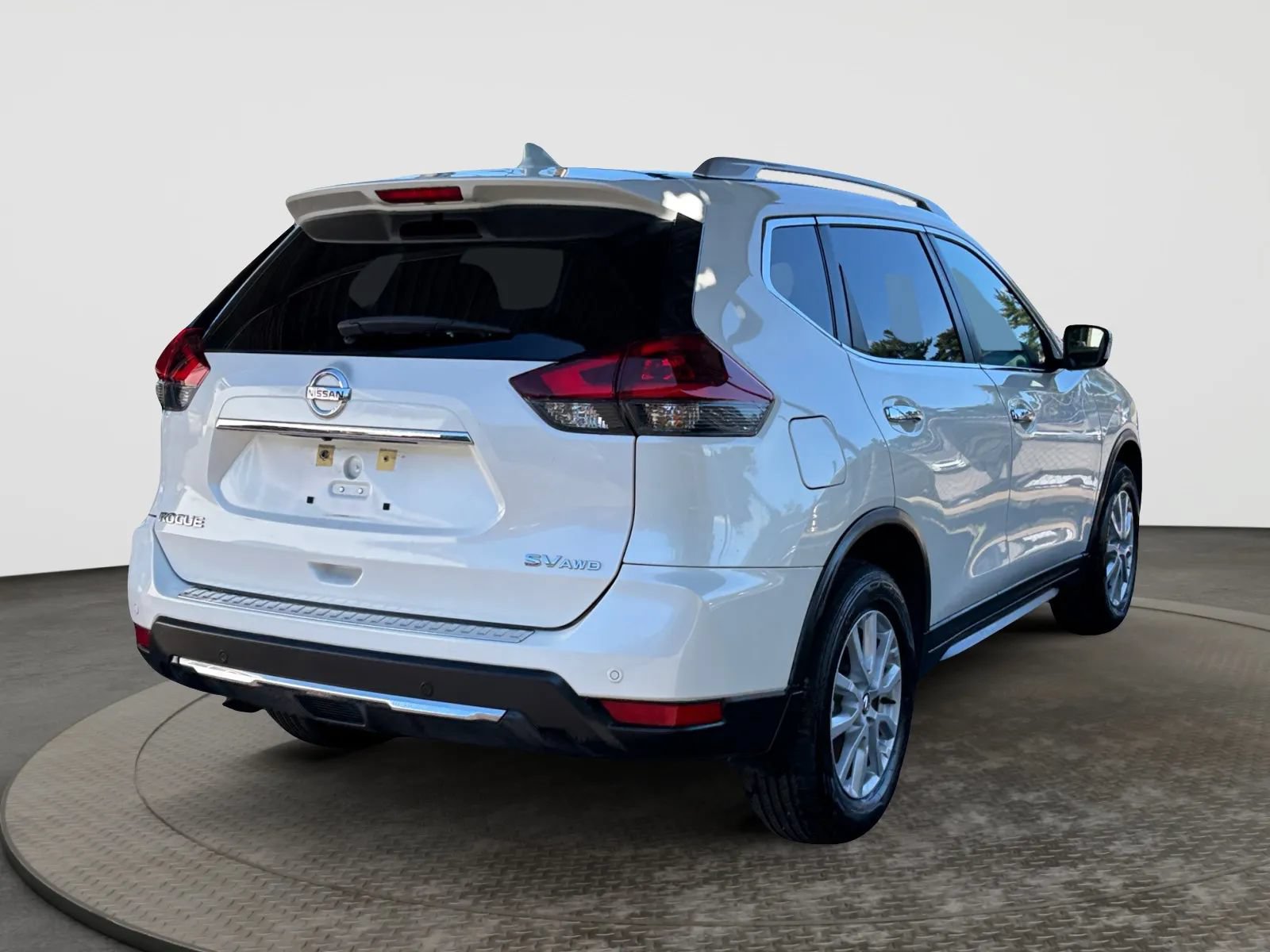 Used 2019 Nissan Rogue SV AWD/4WD image 10