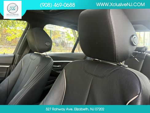 Used 2018 BMW 330i xDrive Sedan w/ Convenience Package image 10