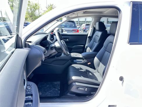 New 2026 Honda HR-V EX-L image 2