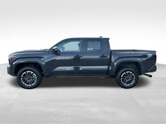 Certified 2025 Toyota Tacoma TRD Sport video 2