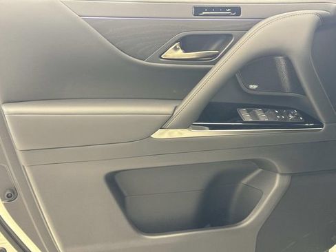 New 2026 Lexus LX 700h Luxury AWD/4WD image 16