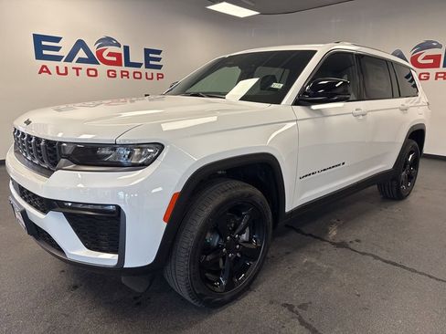 New 2026 Jeep Grand Cherokee L Limited w/ Limited Altitude Package AWD/4WD image 5