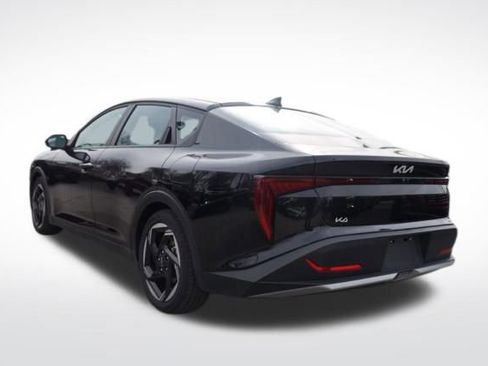 Certified 2025 Kia K4 EX image 10