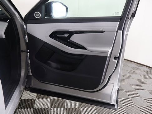 Used 2022 Land Rover Range Rover Evoque SE AWD/4WD image 25