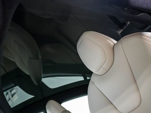 Used 2020 Tesla Model S Long Range image 8