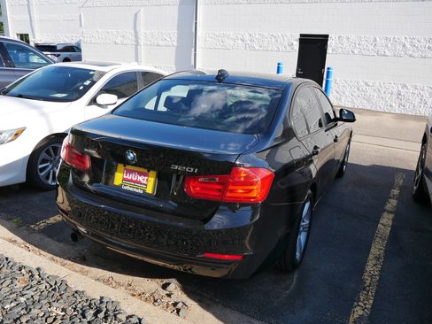 Used 2014 BMW 320i xDrive Sedan AWD/4WD image 5