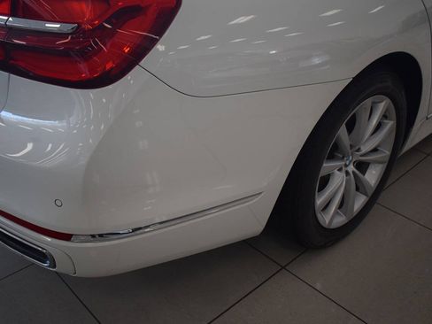 Used 2019 BMW 740i RWD image 10