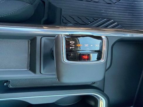 Used 2026 Chevrolet Silverado 1500 LT image 33