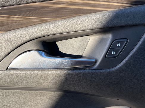 Used 2020 Buick Envision Preferred FWD image 10