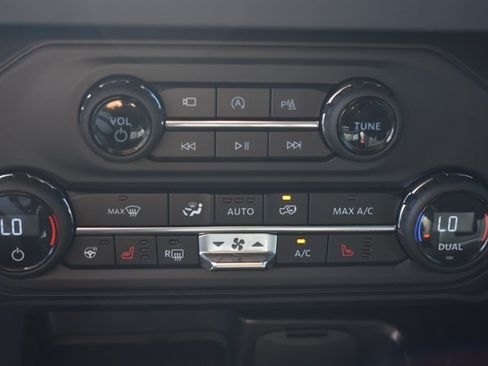 Used 2025 Ford Bronco Outer Banks AWD/4WD image 26