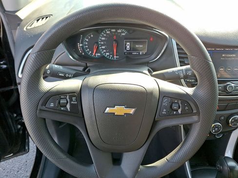 Used 2020 Chevrolet Trax LS w/ Tint and Cruise Package FWD image 16
