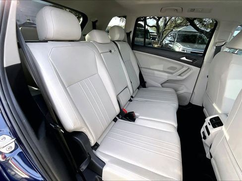 Used 2023 Volkswagen Tiguan SE image 20