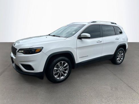 Used 2019 Jeep Cherokee Latitude Plus AWD/4WD image 8