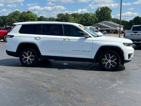Used 2023 Jeep Grand Cherokee L Limited AWD/4WD image 54