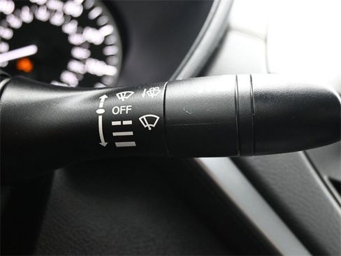 Used 2022 Nissan Altima 2.5 SV w/ SV Premium Package image 27