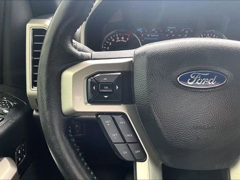Used 2020 Ford F150 Lariat w/ Equipment Group 502A Luxury AWD/4WD image 20