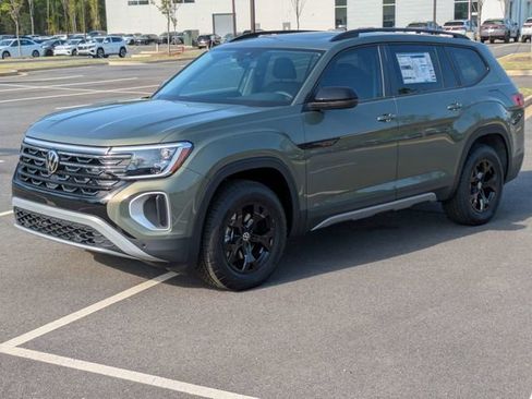 New 2026 Volkswagen Atlas Peak Edition AWD/4WD image 8