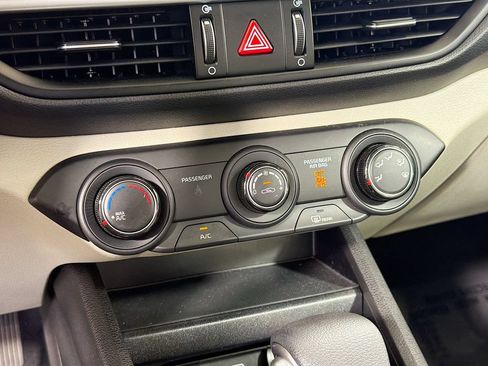 Used 2023 Kia Forte LXS w/ LXS Technology Package FWD image 16
