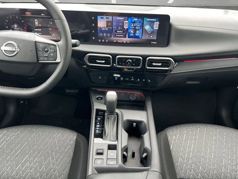 New 2026 Nissan Sentra SV w/ SV Convenience Package FWD image 4