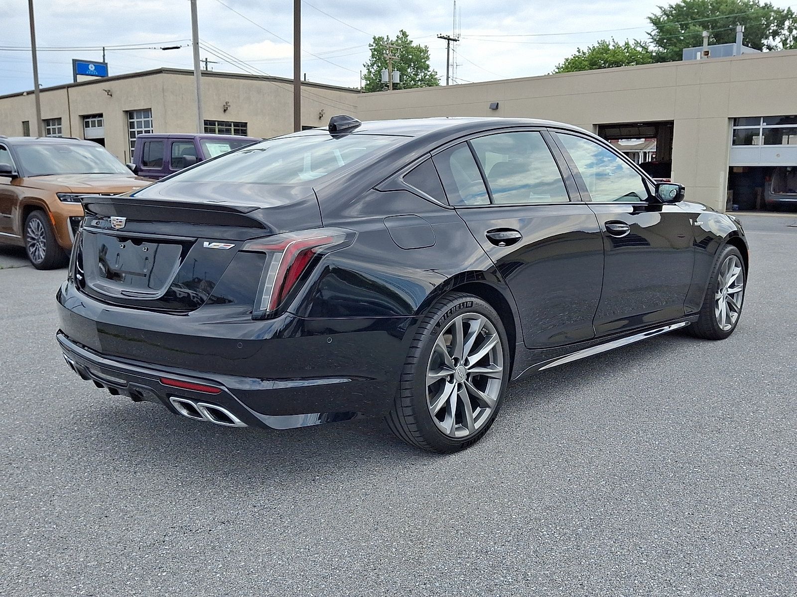 Used 2024 Cadillac CT5 V w/ Premium Package AWD/4WD image 7