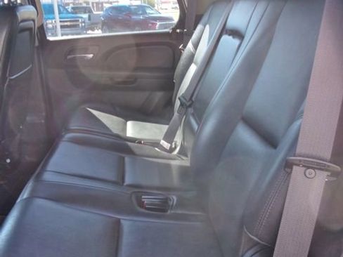 Used 2013 Chevrolet Tahoe LTZ image 25