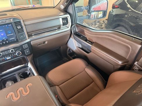 Used 2024 Ford F350 King Ranch AWD/4WD image 18