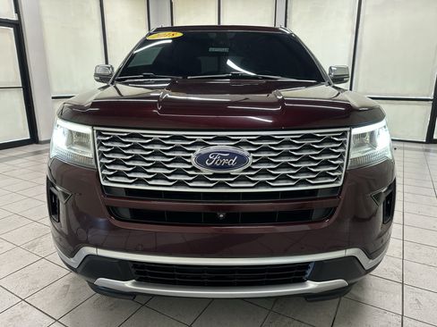 Used 2018 Ford Explorer Platinum AWD/4WD image 14